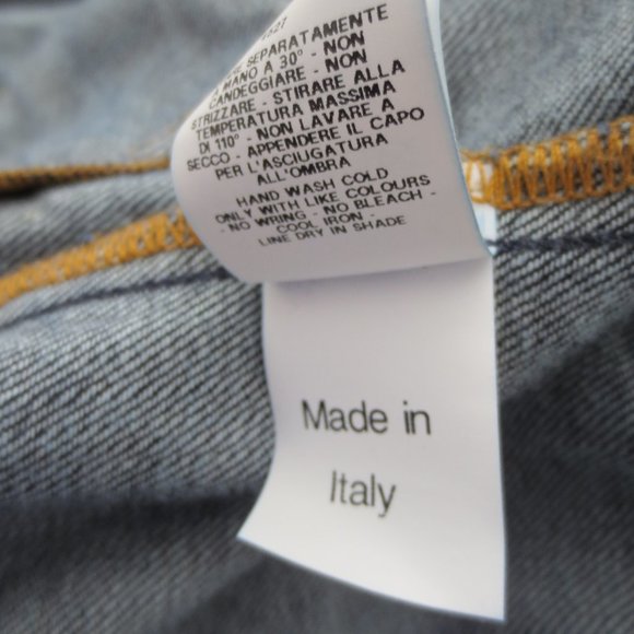 MOSCHINO DENIM JACKET - NEW - Picture 9 of 10